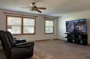 2002 Guiles Ave, Mendota, IL 61342 - Photo 11