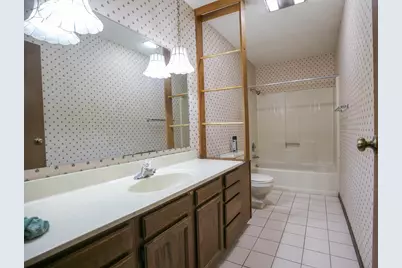 209 Fox Trot #Unit D, Dixon, IL 61021 - Photo 25