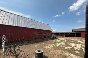 9896 Lincoln Rd, Morrison, IL 61270 - Photo 15