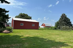 9896 Lincoln Rd, Morrison, IL 61270 - Photo 7