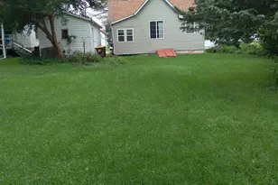 235 N Stockton St, Stockton, IL 61085 - Photo 3