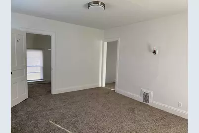 309 W Pleasant, Freeport, IL 61032 - Photo 23