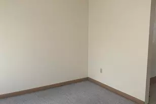 309 W Pleasant, Freeport, IL 61032 - Photo 5