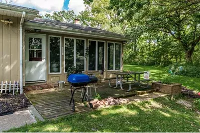 1712 Manchester Street, South Beloit, IL 61080 - Photo 3