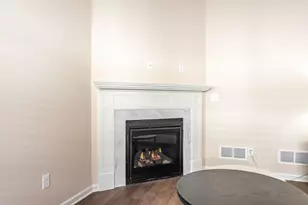 882 Fuller Ln, Belvidere, IL 61008 - Photo 5