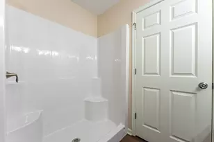 566 Fuller Ln, Belvidere, IL 61008 - Photo 15
