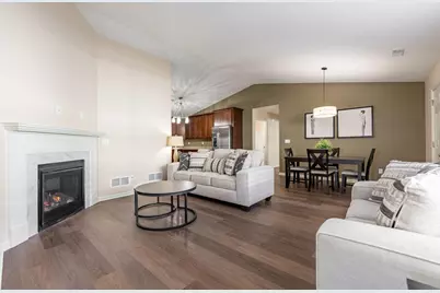 566 Fuller Lane, Belvidere, IL 61008 - Photo 3