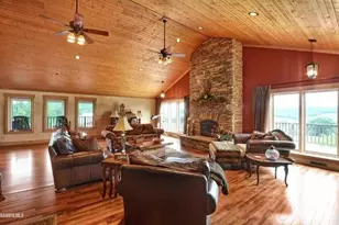 2287 W Hanover Rd, Hanover, IL 61041 - Photo 5