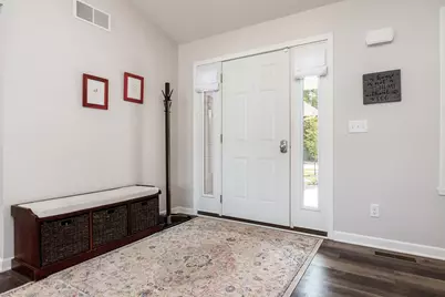 779 Boz Way, Belvidere, IL 61008 - Photo 5