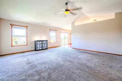 8453 Crooked Bend Road, Machesney Park, IL 61115 - Photo 5