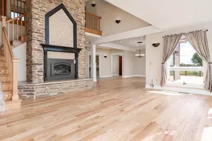 14949 Saunders Rd, Pecatonica, IL 61063 - Photo 19