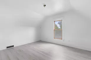 1339 Crosby St, Rockford, IL 61107 - Photo 3