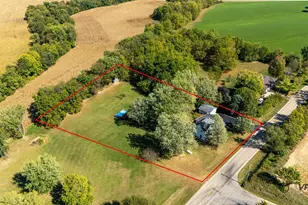 2472 W Red Oak Rd, Freeport, IL 61032 - Photo 39