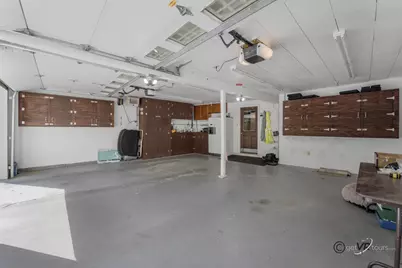 2472 W Red Oak Road, Freeport, IL 61032 - Photo 27