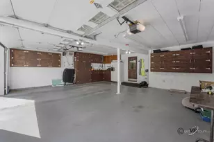 2472 W Red Oak Rd, Freeport, IL 61032 - Photo 27