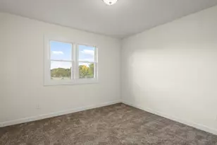 9281 Auburn Rd, Winnebago, IL 61088 - Photo 37