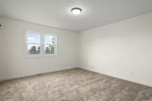 9281 Auburn Rd, Winnebago, IL 61088 - Photo 39