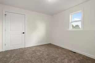 9281 Auburn Rd, Winnebago, IL 61088 - Photo 51