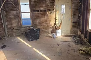 909 W 6th St, Sterling, IL 61081 - Photo 7