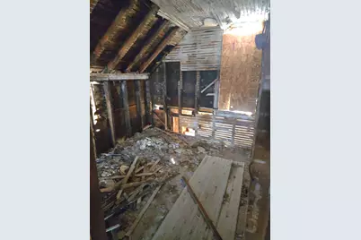 909 W 6th Street, Sterling, IL 61081 - Photo 9