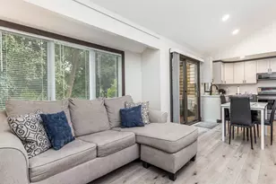 11 Farmstead Dr, Galena, IL 61036 - Photo 5