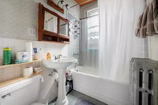 7227 N Damen Ave, Chicago, IL 60645 - Photo 15