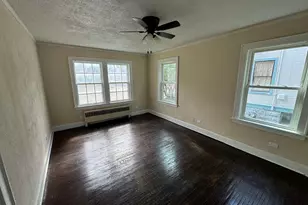 1124 N Main St, Rockford, IL 61103 - Photo 9