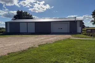 312 E Buckeye, Dakota, IL 61018 - Photo 27