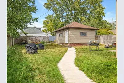 422 N Rockford Avenue, Rockford, IL 61107 - Photo 5