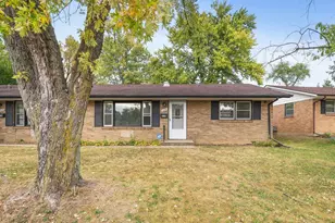 229-239 Flintridge Dr, Rockford, IL 61107 - Photo 3