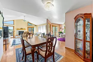 810 Southgate Dr, Lake Summerset, IL 61019 - Photo 9