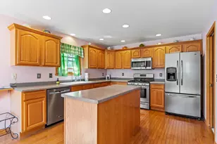 810 Southgate Dr, Lake Summerset, IL 61019 - Photo 5