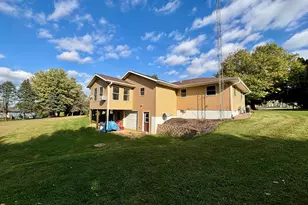 3310 S Apple River Rd, Elizabeth, IL 61028 - Photo 35