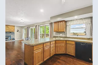 9104 E Weber Road, Ridott, IL 61067 - Photo 25