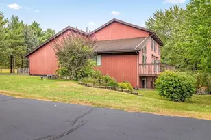 9104 E Weber Rd, Ridott, IL 61067 - Photo 3