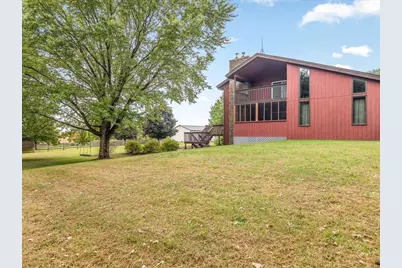 9104 E Weber Road, Ridott, IL 61067 - Photo 75