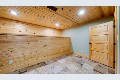 409 N State Street, Franklin Grove, IL 61031 - Photo 77