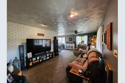 205 Il Rte 64, Lanark, IL 61046 - Photo 15