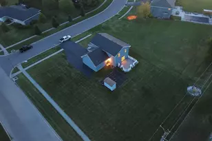 714 Greenlee Ct, Winnebago, IL 61088 - Photo 3