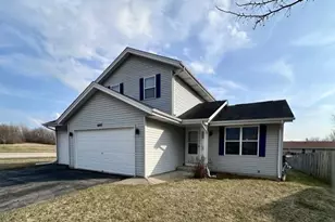 6497 Maeve Ln, Rockford, IL 61107 - Photo 1