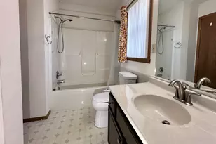 6497 Maeve Ln, Rockford, IL 61107 - Photo 11