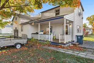 411 S Walnut Ave, Forreston, IL 61030 - Photo 3