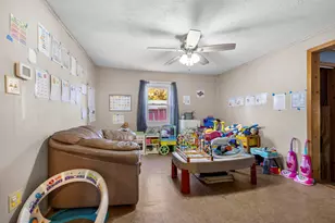 411 S Walnut Ave, Forreston, IL 61030 - Photo 17