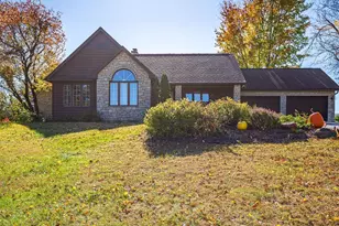 405 W Wachter Rd, Galena, IL 61036 - Photo 3