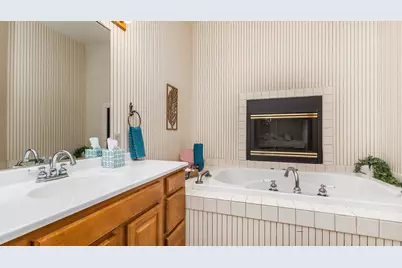 5129 W Longhollow Road #Unit 1105, Galena, IL 61036 - Photo 9