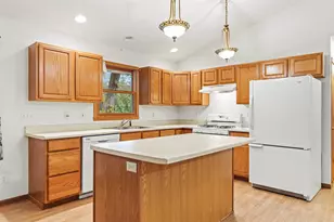 2216 Gainsboro Rd, Lake Summerset, IL 61019 - Photo 13