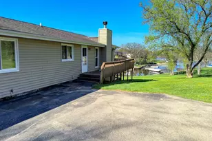 23-30 Berkshire Ct, Lake Carroll, IL 61046 - Photo 37