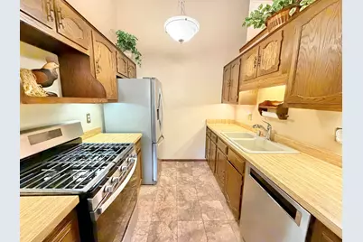 4685 High Point Drive #17, Rockford, IL 61114 - Photo 11