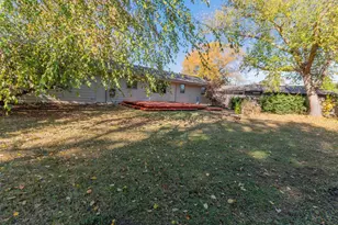 1209 Mayfield Ct, Rockford, IL 61107 - Photo 39