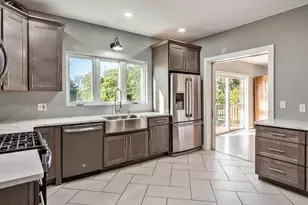 15685 W State Rd, Pecatonica, IL 61063 - Photo 13